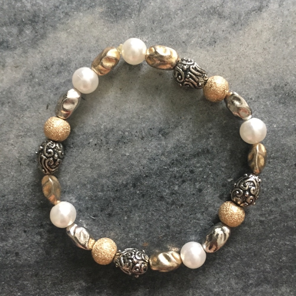 Stackable statement bracelets - Picture 4 of 5